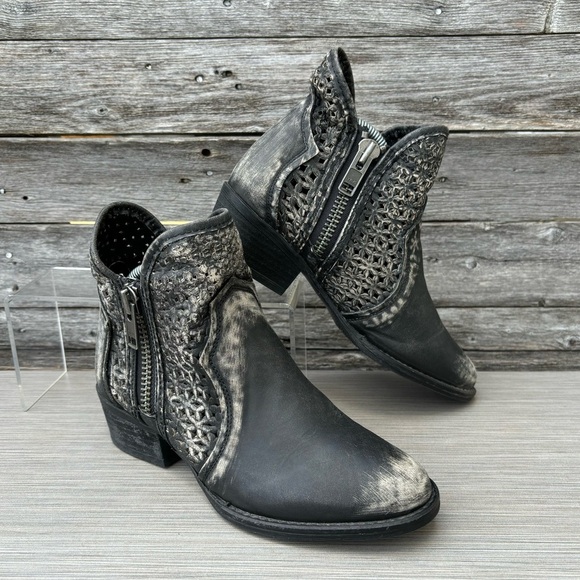 Corral Shoes - Corral Black and Gray Ankle Boots